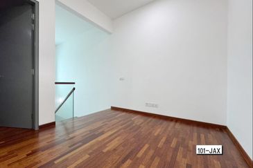 Setia Alam Setia Utama 1