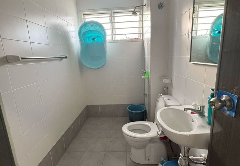 Saron @Bandar Bukit Raja