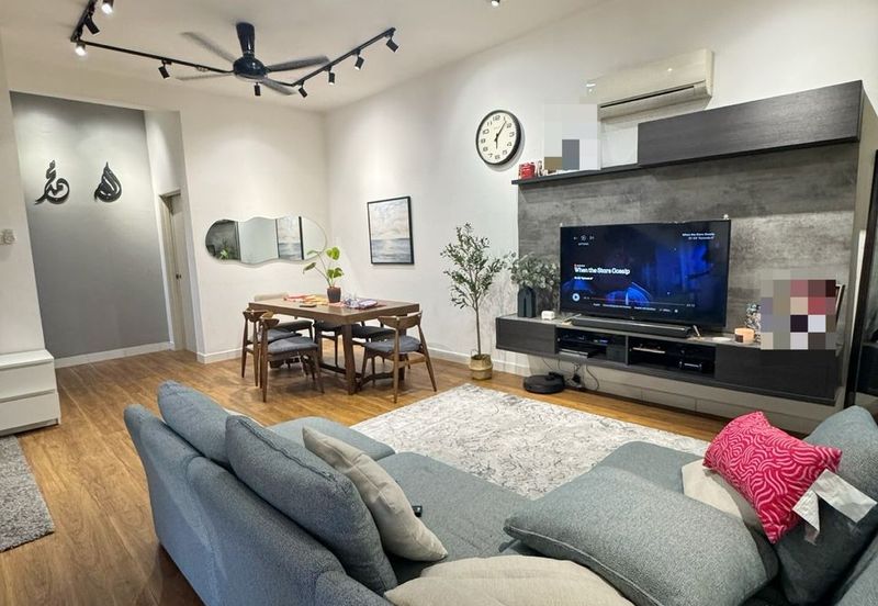 Saron @Bandar Bukit Raja