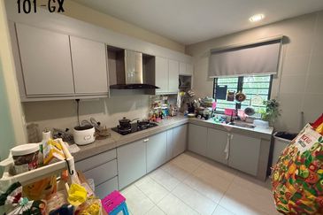 Scarlet @ Bandar Rimbayu