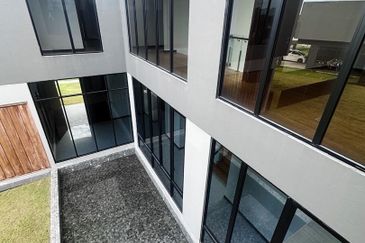 Grandezza @ Eco Sanctuary