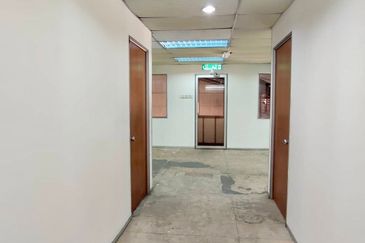 Jalan Bukit Kemuning