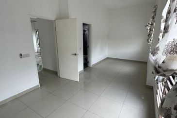 Taman Pendamar Permai, Port Klang Double Storey Town House [BRAND NEW UNIT] FOR RENT