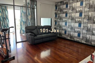 Duta Villa, Setia Alam