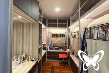 Duta Villa, Setia Alam