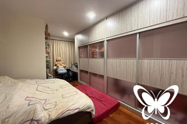 Duta Villa, Setia Alam