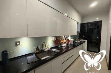 Duta Villa, Setia Alam