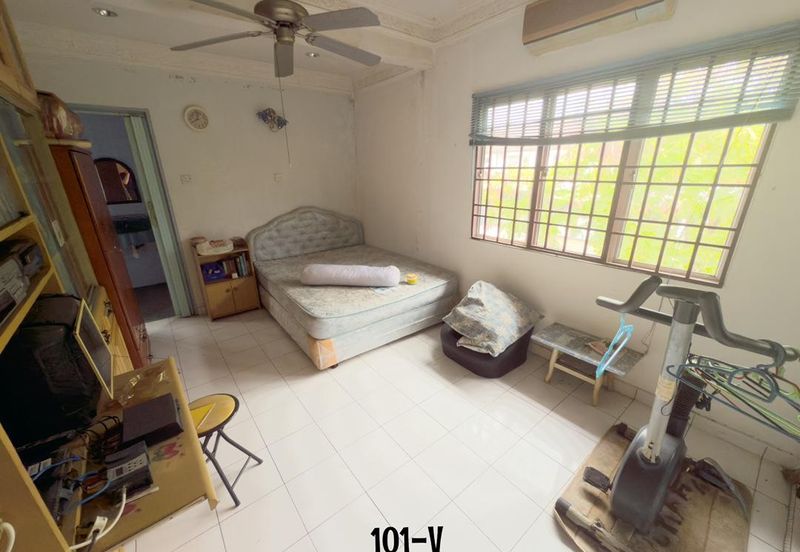 Taman Teluk Gedung Indah