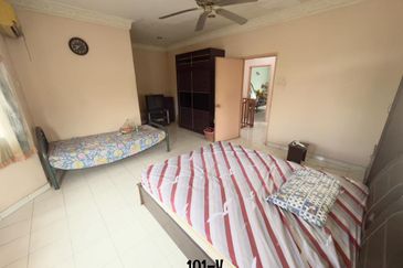 Taman Teluk Gedung Indah