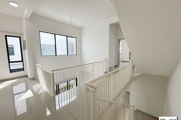 Setia Alam Setia Utama 1