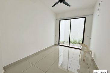 Setia Alam Setia Utama 1