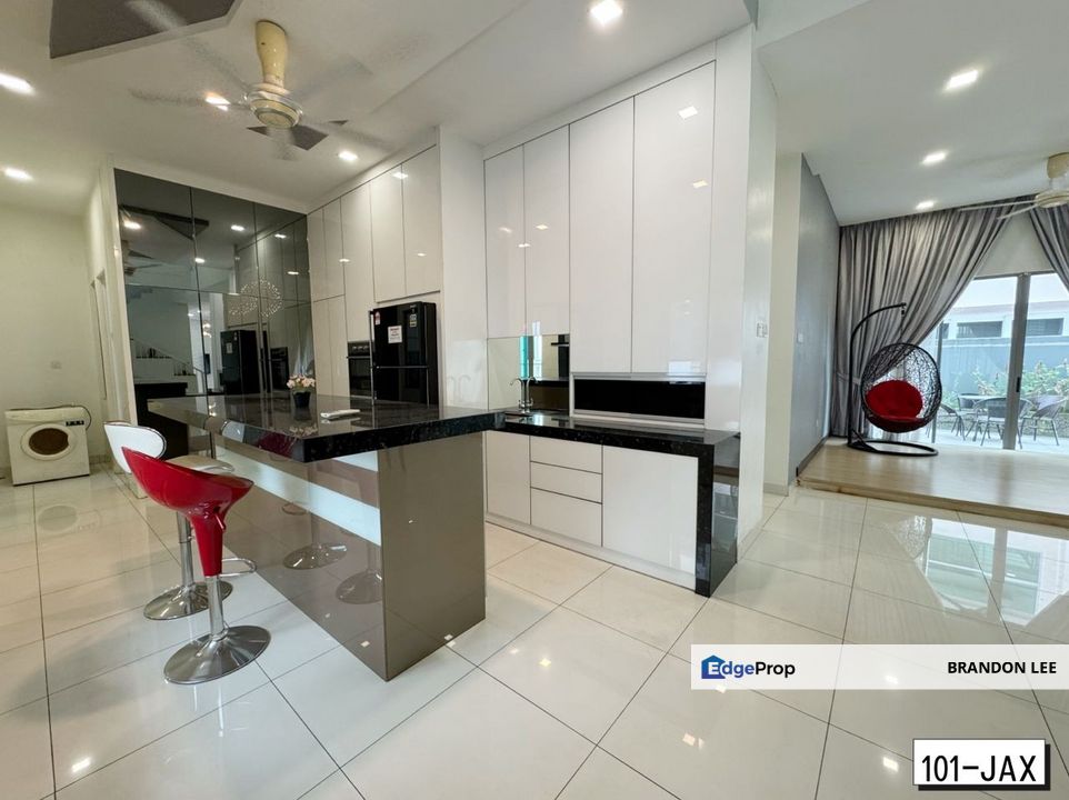 Ambang Botanic 2, Klang 3 Storey Bungalow House [HOT SALE], Selangor, Port Klang