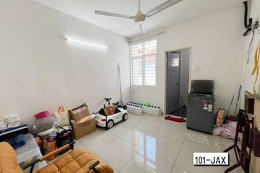 Taman Ehsan Jaya, Pendamaran