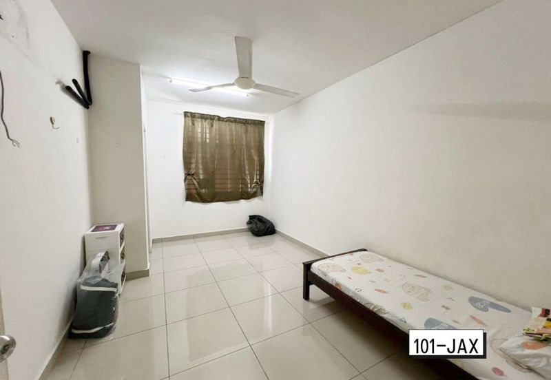 Taman Ehsan Jaya, Pendamaran