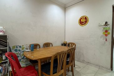 Taman Tepi Sungai ( Taman Teluk Pulai Indah )