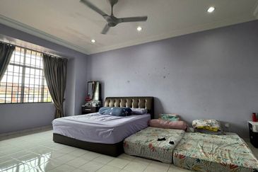 Taman Tepi Sungai ( Taman Teluk Pulai Indah )