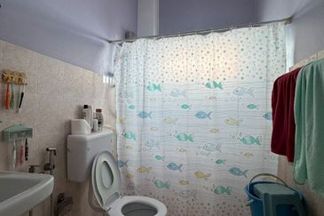 Taman Tepi Sungai ( Taman Teluk Pulai Indah )