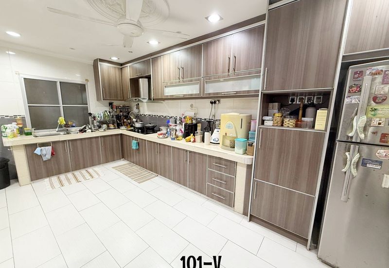 Taman Teluk Gedung Indah