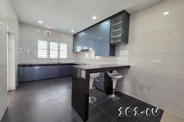 Taman Ehsan Jaya, Pendamaran