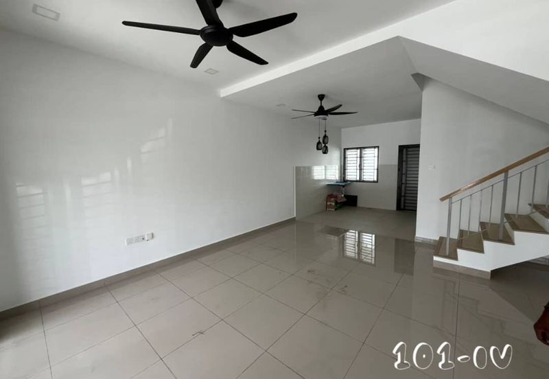 Halya @ Daunan Worldwide