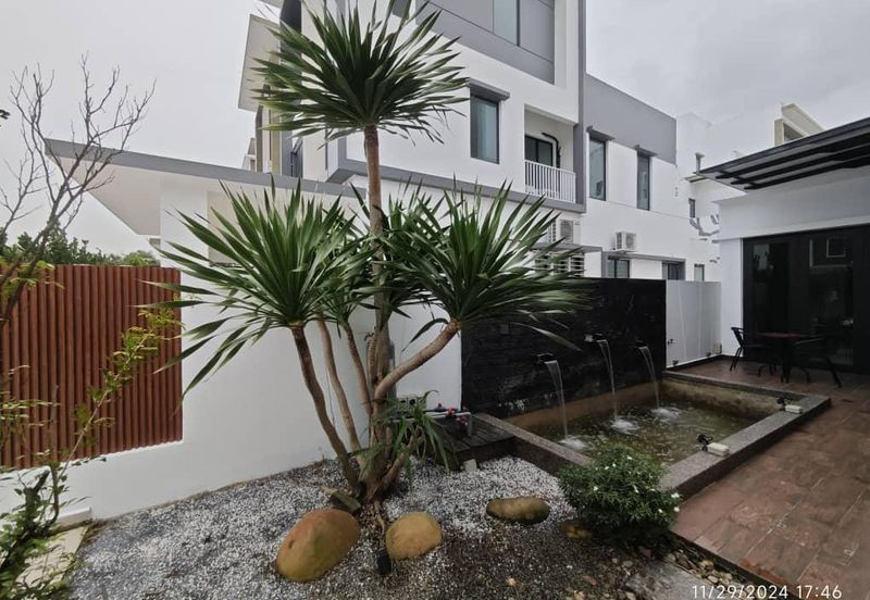 Setia Alam Setia Utama 1