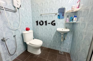 Taman Tepi Sungai ( Taman Teluk Pulai Indah )