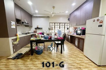 Taman Tepi Sungai ( Taman Teluk Pulai Indah )