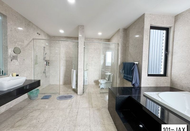 Duta Villa, Setia Alam