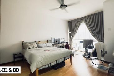 [VALUE BUY] WIth Private Garage!!!  Maple Terrace, Denai Alam Triple Storey Superlink House