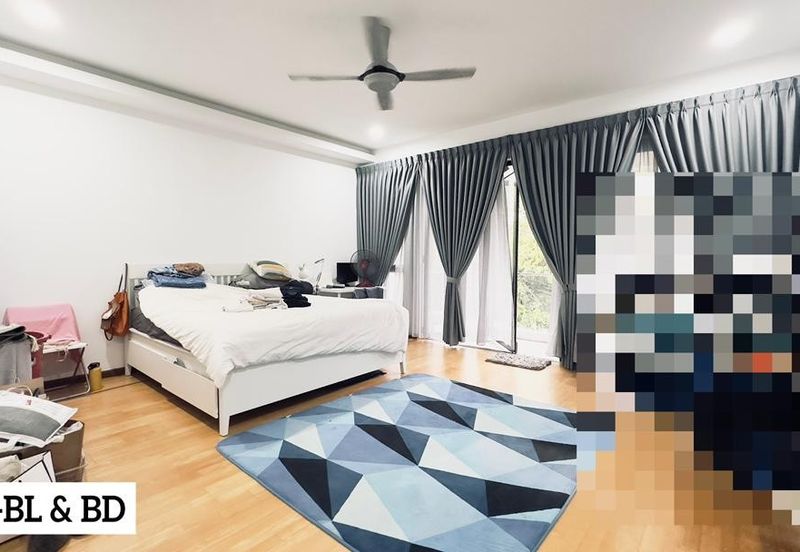 [VALUE BUY] WIth Private Garage!!!  Maple Terrace, Denai Alam Triple Storey Superlink House