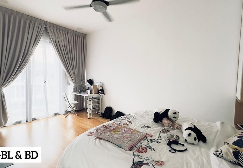 [VALUE BUY] WIth Private Garage!!!  Maple Terrace, Denai Alam Triple Storey Superlink House