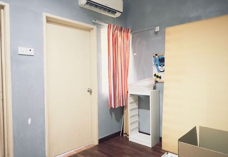 [RENOVATED] VALUE BUY!!! Jalan Birai, Bukit Jelutong Seksyen U8 Double Storey Superlink House