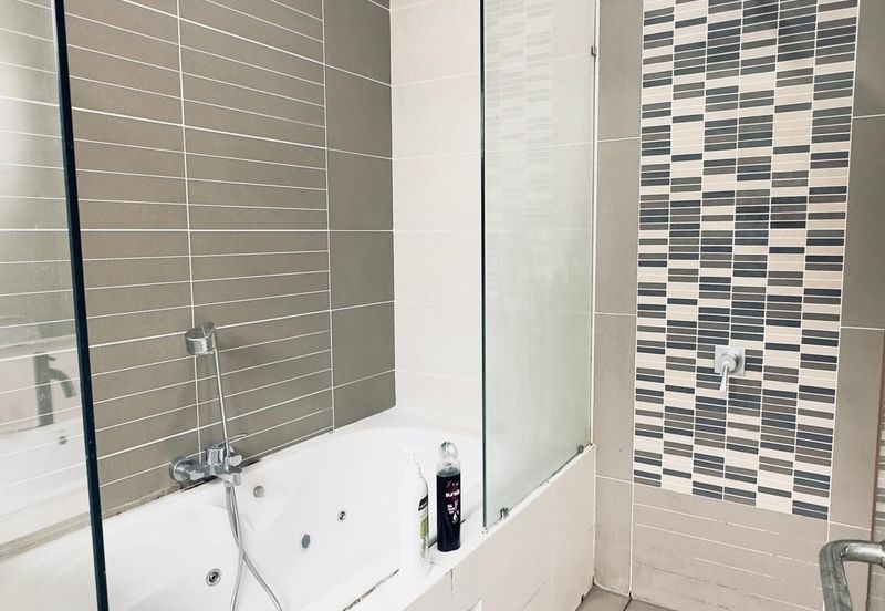 [FULLY RENOVATED] HOT SALE!!! Willow Park, Denai Alam Double Storey Semi-D House