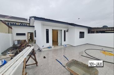 Taman Tepi Sungai ( Taman Teluk Pulai Indah )