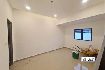 Taman Tepi Sungai ( Taman Teluk Pulai Indah )