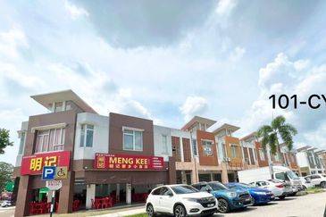 GM Klang Wholesale City