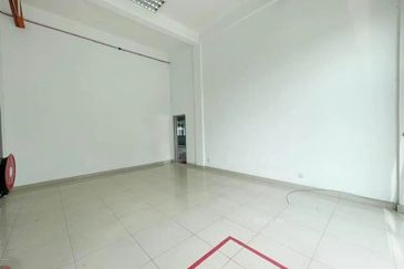 Welcome Investor 3 Storey Semi D Factory  Puncak Alam