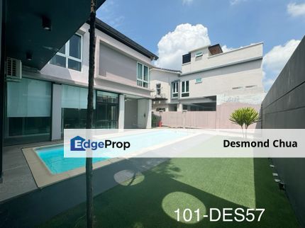 Renovated Furnished 2 Storey Bungalow With Pool Bandar Parklands Klang, Selangor, Klang