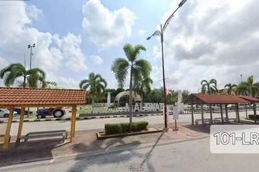 Limited 2 Storey Shoplot Bandar Malawati Kuala Selangor 