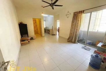 Pangsapuri Akasia, Bandar Botanic