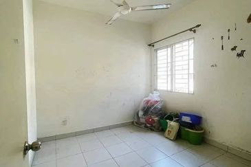 Pangsapuri Akasia, Bandar Botanic