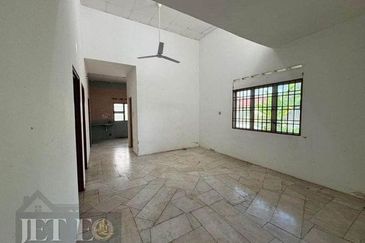 Taman Dato Hormat, Telok Panglima Garang