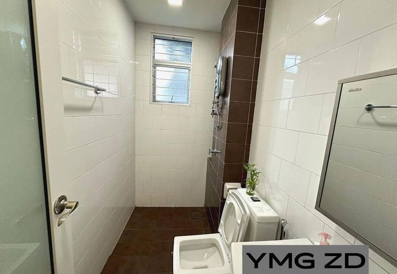 Jalan Cemara, Bandar Botanik