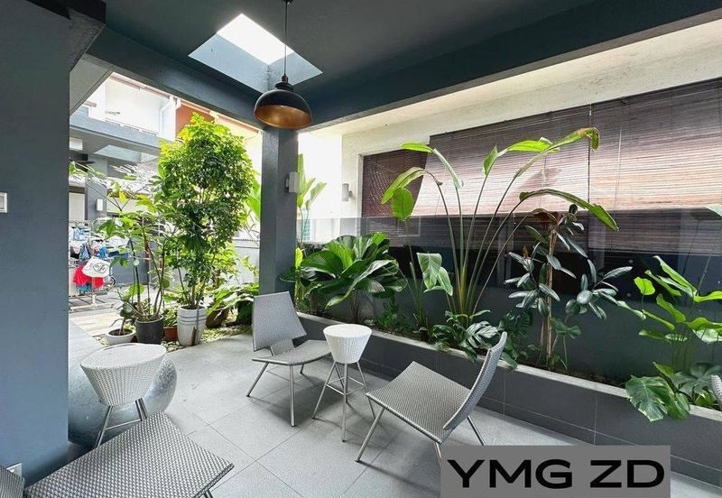 Jalan Cemara, Bandar Botanik