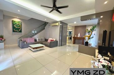 Jalan Cemara, Bandar Botanik