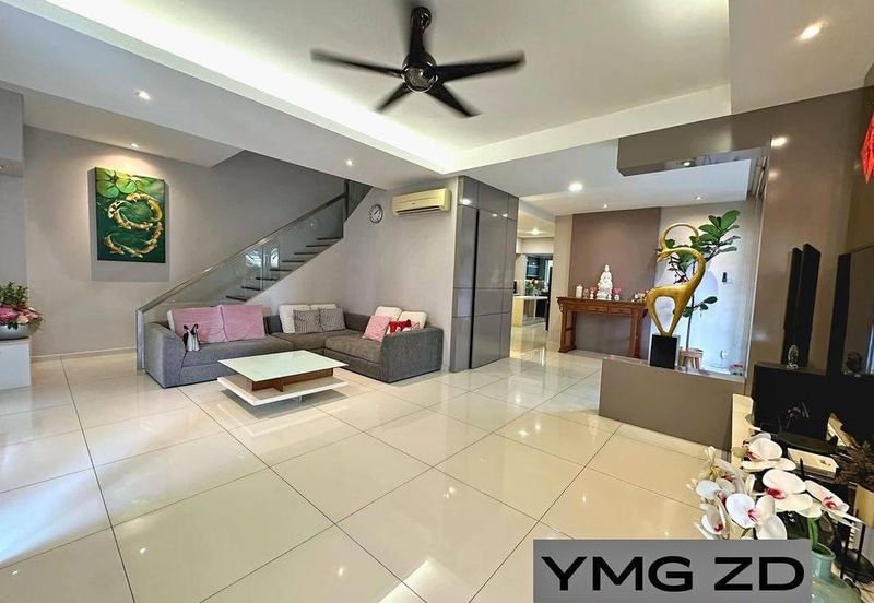 Jalan Cemara, Bandar Botanik