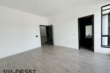 Brand New 2 Storey House Nadira Bandar Bukit Raja Klang