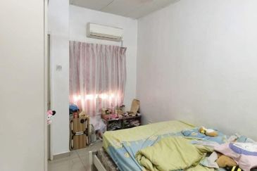 Taman Teluk Gedung Indah