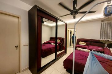 De Bayu Apartment @ Setia Alam