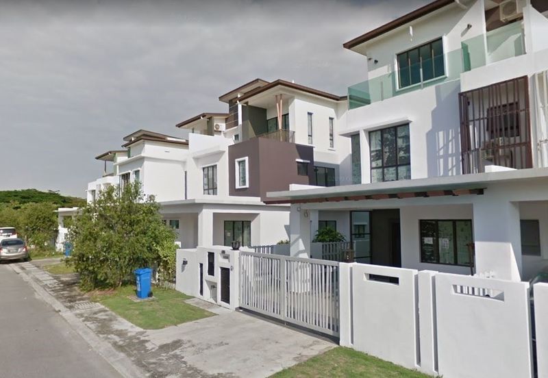 Setia Alam Setia Utama 1